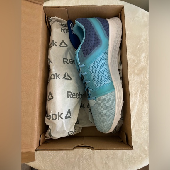 Reebok Women’s Sublite Speedpak Athletic MT Running Shoe (NIB) - Picture 4 of 10